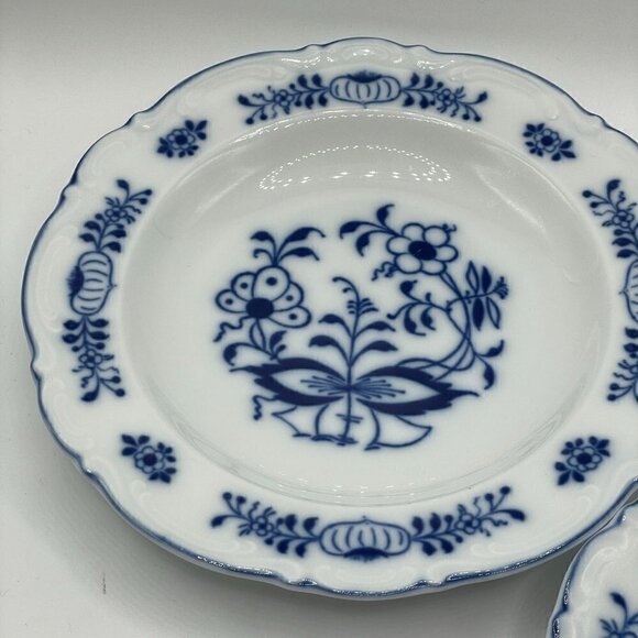 Vintage Gerold Tettau W. Germany Blue Onion Set of Two Soup Bowls Ruffle Edge 9" - Picture 3 of 9